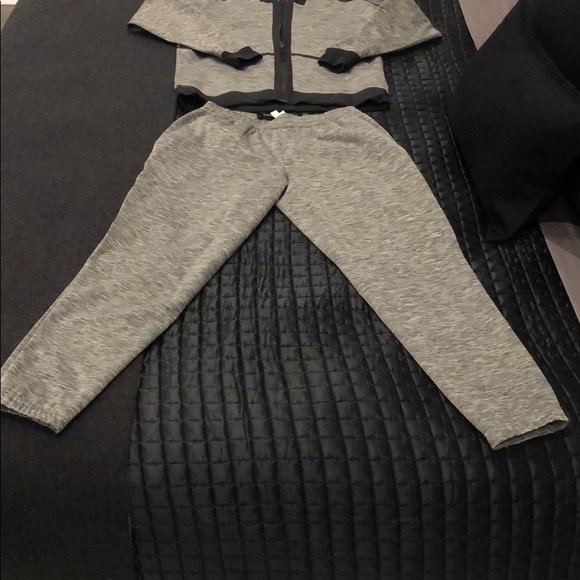 Grey Adidas Mens Track Suit Size M - Never Worn - Picture 2 of 6